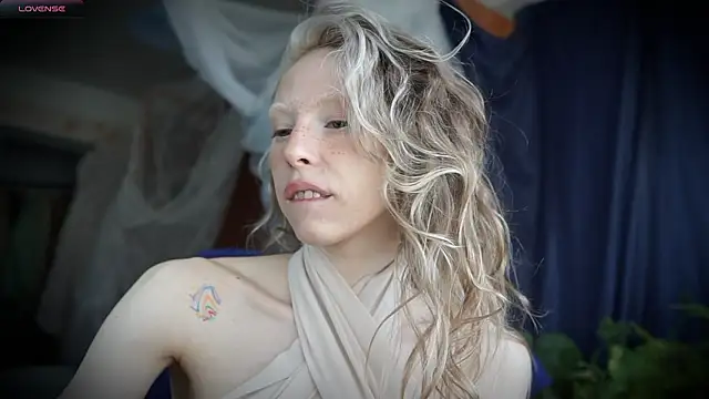  Phantom thread  online show from March 2026 09:33:01 AM