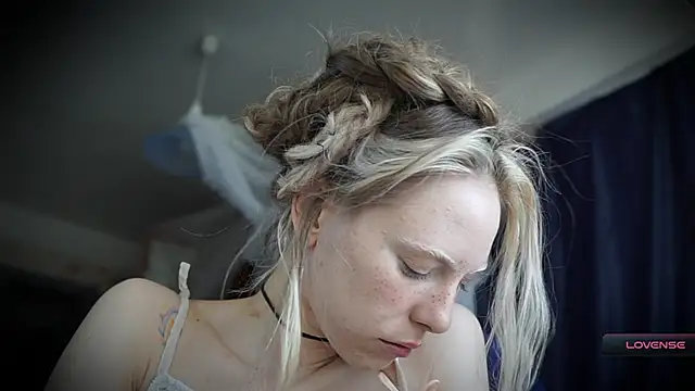  Phantom thread  online show from March 2026 09:16:01 AM