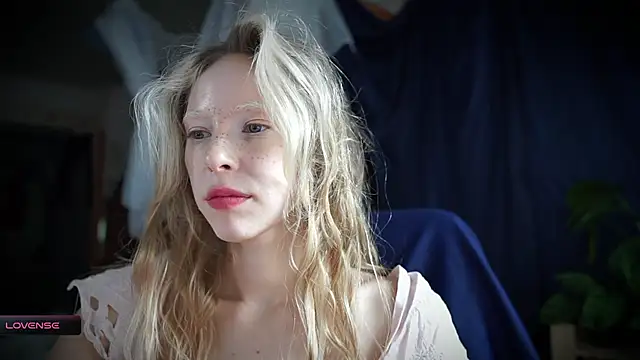  Phantom thread  online show from September 2025 09:21:01 AM