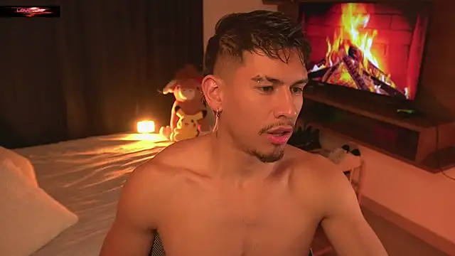 Aaronfox x online show from June 2026 12:04:02 AM