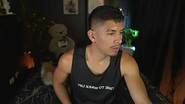 Aaronfox x online show from March 2026 06:35:04 PM