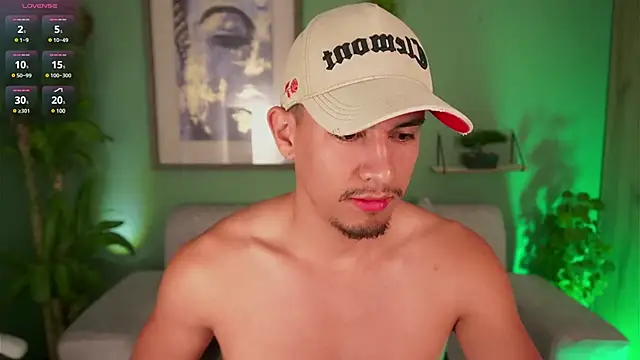Aaronfox x online show from March 2025 09:18:02 AM