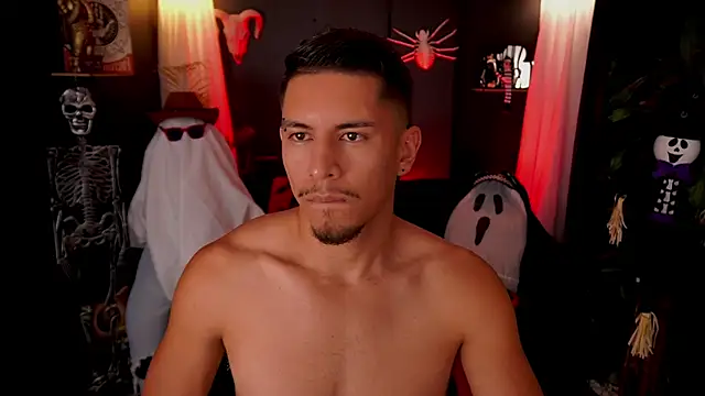 Aaronfox x online show from October 2025 12:23:02 AM