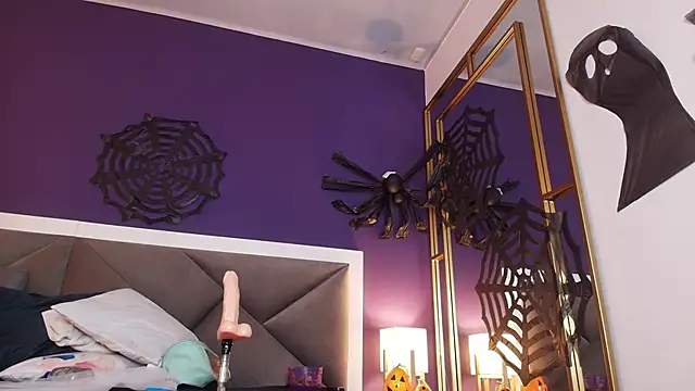 brigiitte rohan online show from November 2025 02:40:02 AM