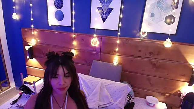 brigiitte rohan online show from December 2025 03:38:02 AM