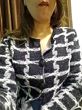 Snapshot of MIss-Naina chatting on February 2025 01:22:01 AM MIss-Naina online show from February 2025 01:22:01 AM