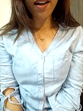 Snapshot of MIss-Naina chatting on February 2025 10:49:02 AM MIss-Naina online show from February 2025 10:49:02 AM