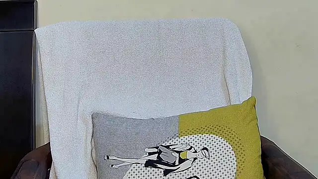 MIss-Naina online show from November 2025 09:03:01 AM