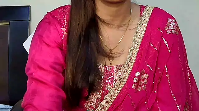 Snapshot of MIss-Naina chatting on October 2025 07:55:02 AM MIss-Naina online show from October 2025 07:55:02 AM