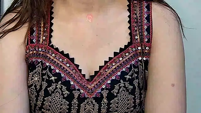 MIss-Naina online show from November 2025 08:08:02 AM