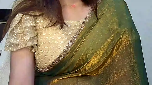 MIss-Naina online show from November 2025 06:25:01 AM