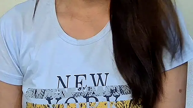 Snapshot of MIss-Naina chatting on October 2025 09:54:01 AM MIss-Naina online show from October 2025 09:54:01 AM