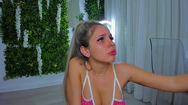 VivienCarter online show from October 2025 08:50:02 PM