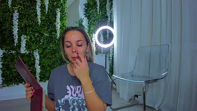 VivienCarter online show from October 2025 07:02:02 PM