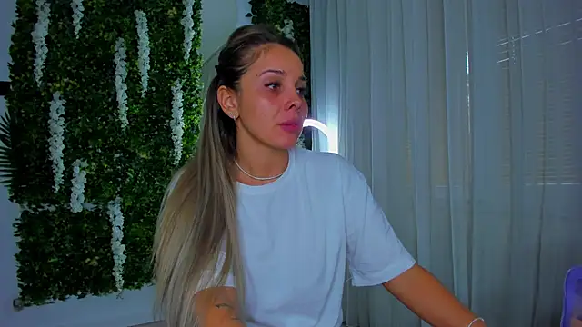 VivienCarter online show from October 2025 12:17:02 PM