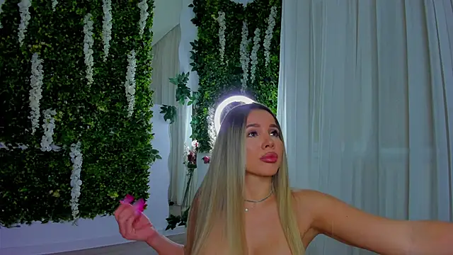 VivienCarter online show from February 2026 04:23:01 AM