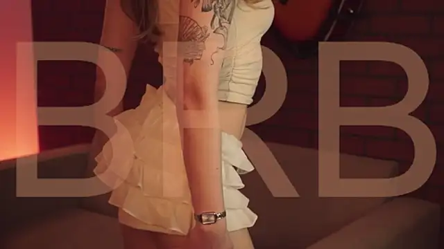 EllieCutes online show from November 2025 08:29:02 AM