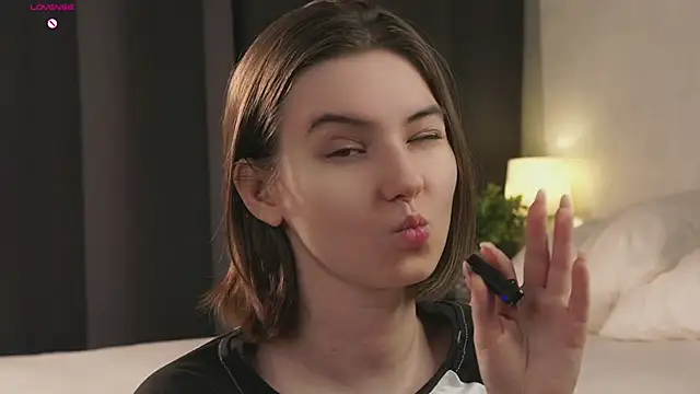 MeghanElson online show from April 2026 12:53:02 PM