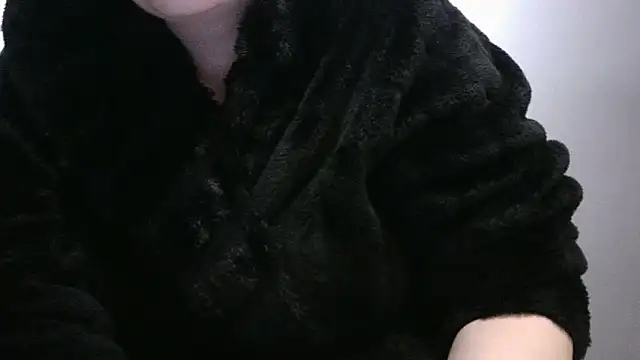 Snapshot of busty-bella1 chatting on November 2025 06:41:02 PM busty-bella1 online show from November 2025 06:41:02 PM