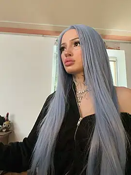 madelinexx online show from February 2026 12:38:01 PM