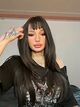 madelinexx online show from April 2026 11:16:02 AM