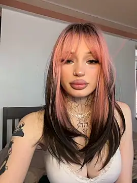 madelinexx online show from March 2026 01:12:02 PM