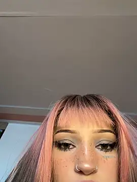 madelinexx online show from March 2026 12:06:02 PM