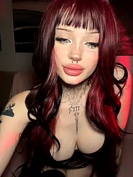 madelinexx online show from October 2025 05:45:02 PM