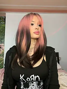 madelinexx online show from March 2026 02:16:01 PM