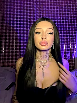 madelinexx online show from January 2026 05:39:01 PM