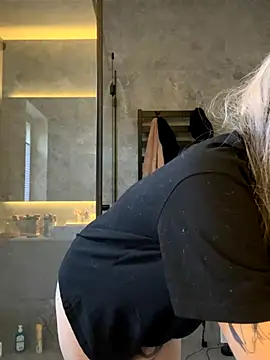 madelinexx online show from October 2025 11:09:01 AM