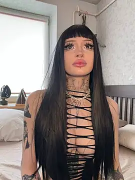 madelinexx online show from May 2026 11:17:02 AM