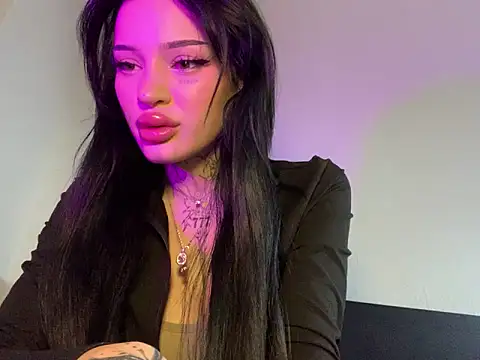 madelinexx online show from January 2025 02:30:02 PM
