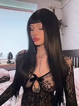 madelinexx online show from May 2026 11:32:02 AM