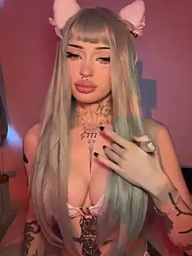 madelinexx online show from September 2025 04:25:02 PM