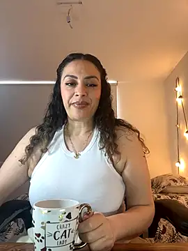 Snapshot of Elizabeth_Dupont chatting on November 2025 05:17:01 PM Elizabeth Dupont online show from November 2025 05:17:01 PM