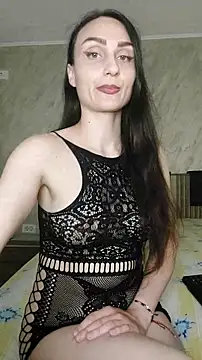 Snapshot of AliyaWade_ chatting on May 2026 06:45:01 PM AliyaWade online show from May 2026 06:45:01 PM