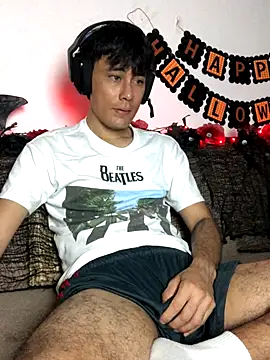 Snapshot of Huge_latin_cock chatting on October 2025 11:07:02 PM Huge latin cock online show from October 2025 11:07:02 PM