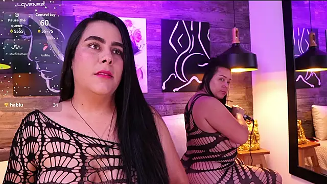 DanyAndAlexa online show from April 2026 01:18:02 PM