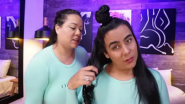 DanyAndAlexa online show from October 2025 01:10:02 PM