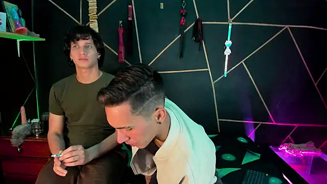 MillersKink online show from November 2025 03:07:01 AM