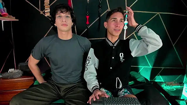 MillersKink online show from December 2025 04:35:02 AM