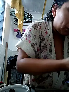  LATINA  online show from December 2024 07:43:02 PM