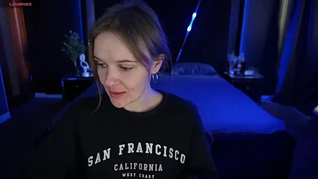 MaribelRiverr  online show from September 2025 05:47:01 AM