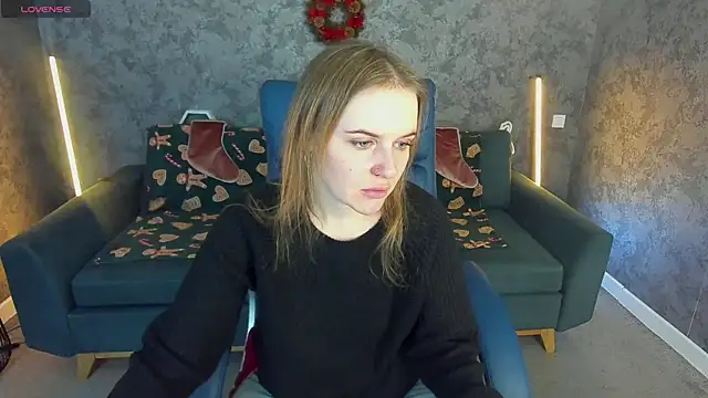 MaribelRiverr  online show from December 2025 06:45:01 AM