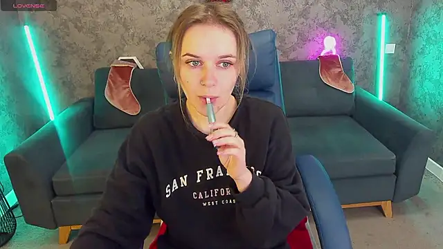 MaribelRiverr  online show from January 2026 06:39:02 AM