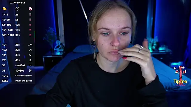 MaribelRiverr  online show from September 2025 05:52:02 AM