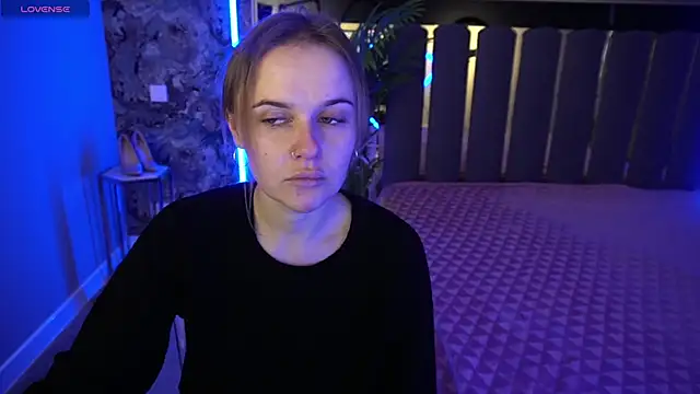 MaribelRiverr  online show from November 2025 06:39:01 AM