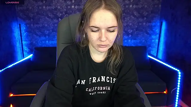MaribelRiverr  online show from February 2025 06:42:01 AM
