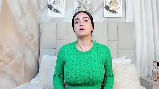 Snapshot of Jaslyn__Smith chatting on November 2025 03:26:01 PM Jaslyn Smith online show from November 2025 03:26:01 PM